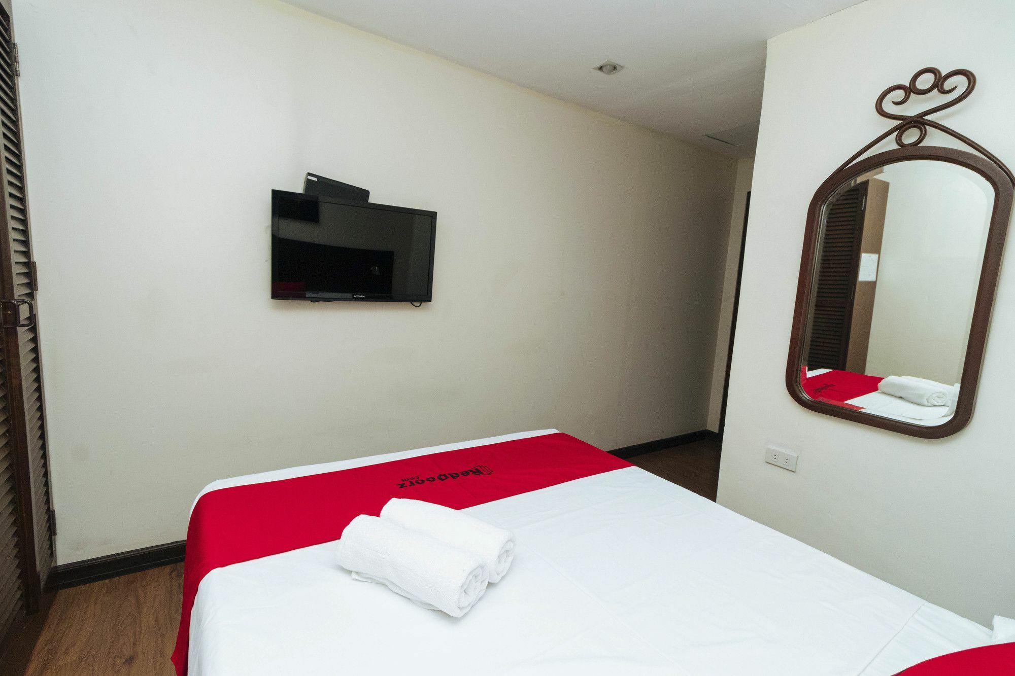 Reddoorz San Antonio Makati Ξενοδοχείο Μανίλα Εξωτερικό φωτογραφία
